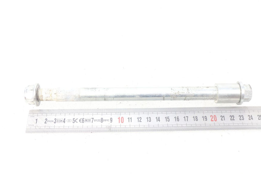 photo de FRONT WHEEL AXLE APOLLO RXF 125