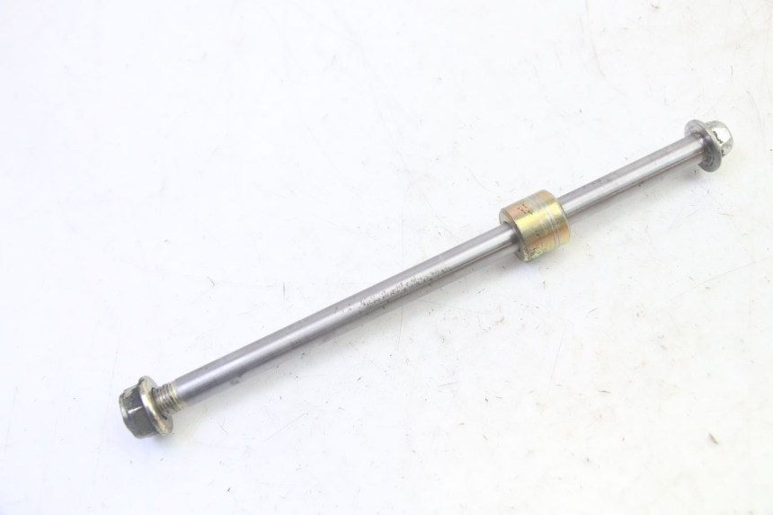 photo de FRONT WHEEL AXLE DAELIM S1 125 (2007 - 2016) - Component detail