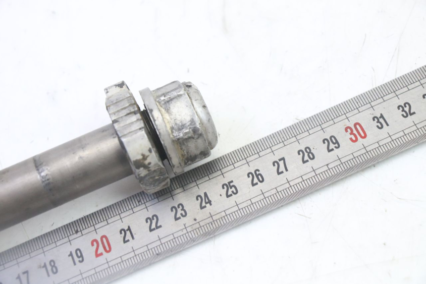photo de FRONT WHEEL AXLE KTM SX 85 (2013 - 2017)