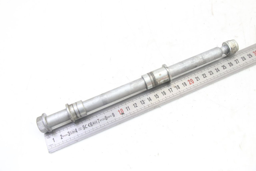 photo de FRONT WHEEL AXLE APRILIA SXR 50 (2021 - 2023)