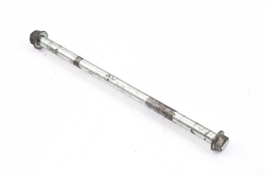 photo de FRONT WHEEL AXLE SYM FIDDLE 125 (2008 - 2010)