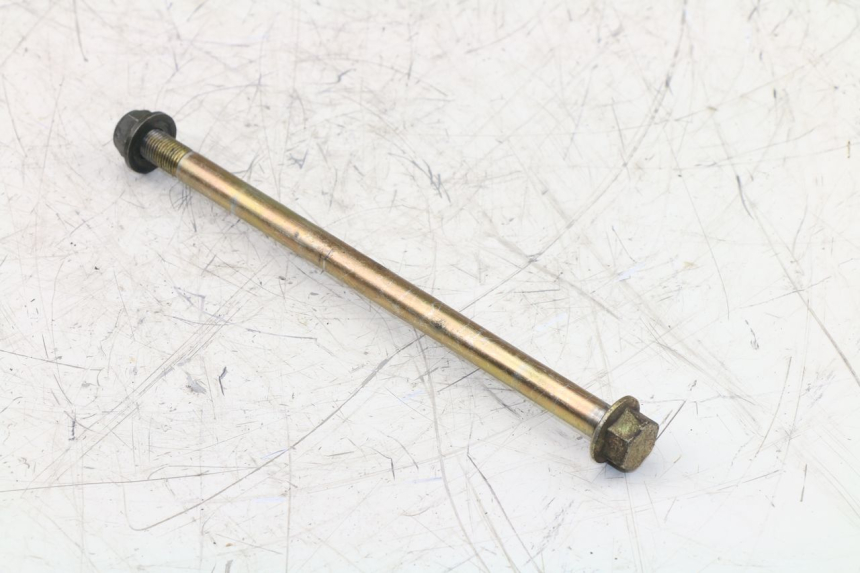 photo de FRONT WHEEL AXLE YAMAHA VITY 125 (2008 - 2013)