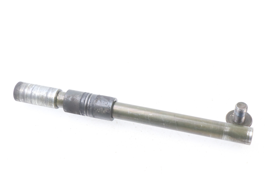 photo de FRONT WHEEL AXLE KYMCO X-CITING XCITING 400 (2014 - 2018)