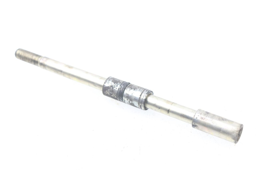 photo de FRONT WHEEL AXLE YAMAHA XMAX X-MAX ABS 125 (2014 - 2016)