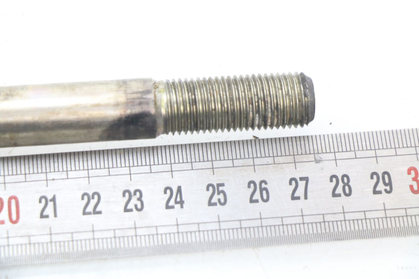 photo de FRONT WHEEL AXLE YAMAHA XMAX X-MAX ABS 125 (2014 - 2016)