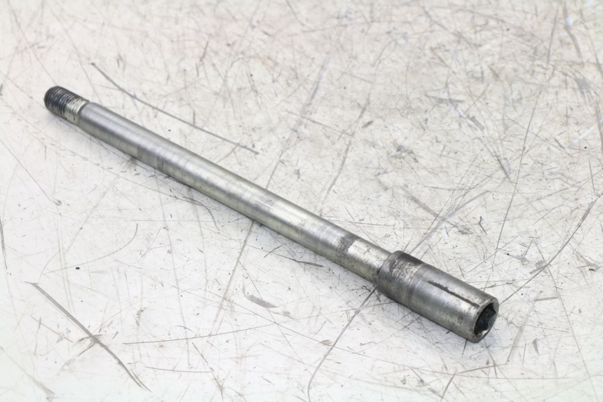 photo de FRONT WHEEL AXLE YAMAHA YP MAJESTY ABS 400 (2007 - 2009) - Main view