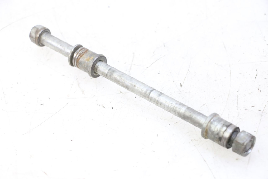 photo de FRONT WHEEL AXLE YAMAHA YZ 85 (2002 - 2018)