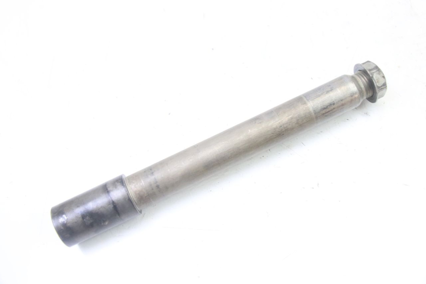 photo de FRONT WHEEL AXLE YAMAHA YZF YZ-F 450 (2014 - 2016)
