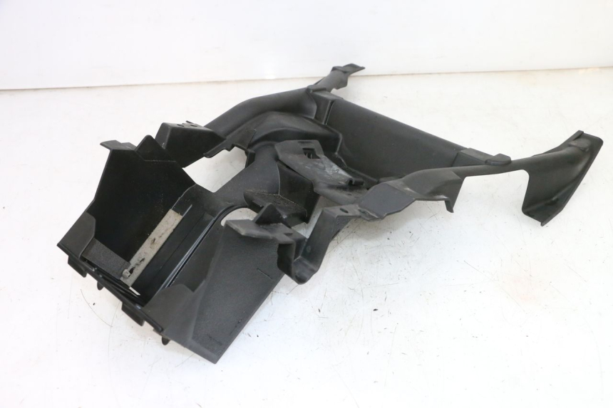 photo de BATTERY BOX SUZUKI BURGMAN 650 (2013 - 2020)