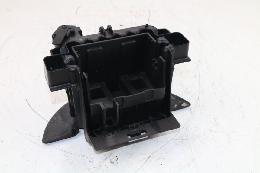 photo de BATTERY TRAY PEUGEOT CITYSTAR 50 (2013 - 2017)