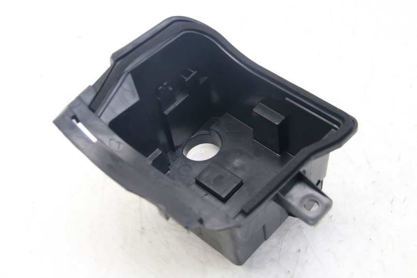 photo de BATTERY TRAY YAMAHA D'ELIGHT DELIGHT 125 (2017 - 2020)