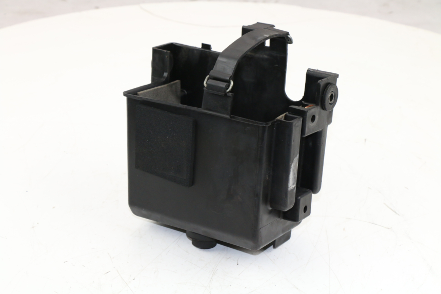 photo de BATTERY BOX YAMAHA FZX FAZER 750 (1987 - 1998)