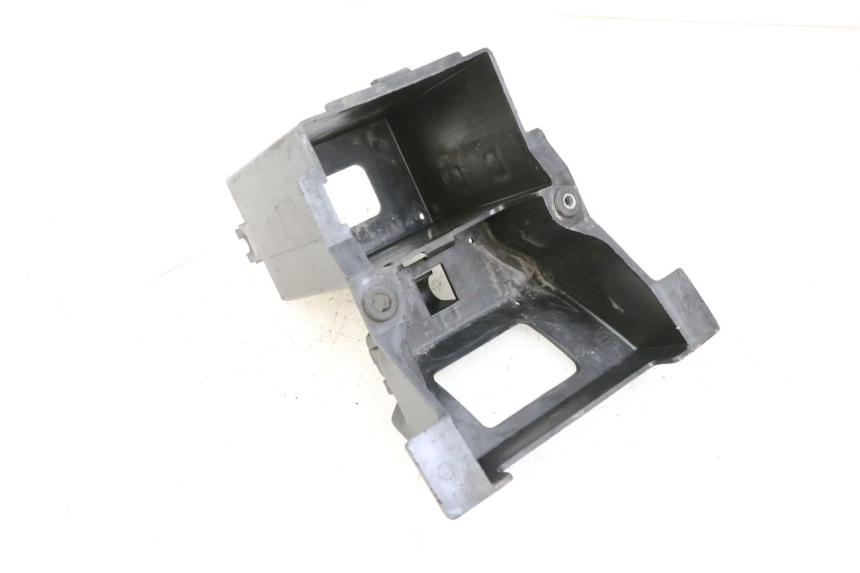 photo de BATTERY BOX KAWASAKI GPZ RX 1000 (1986 - 1988) - Main view