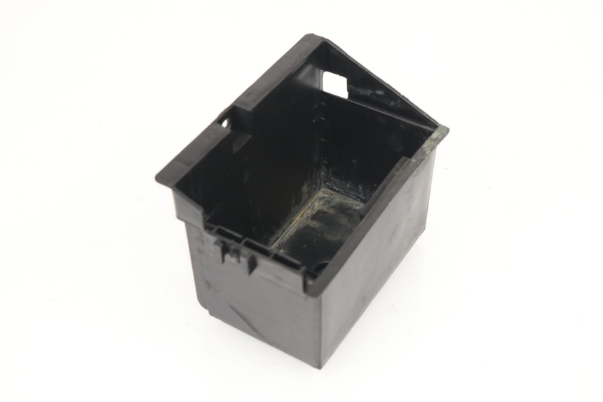 photo de BATTERY BOX KYMCO GRAND DINK 125 (2002 - 2007)