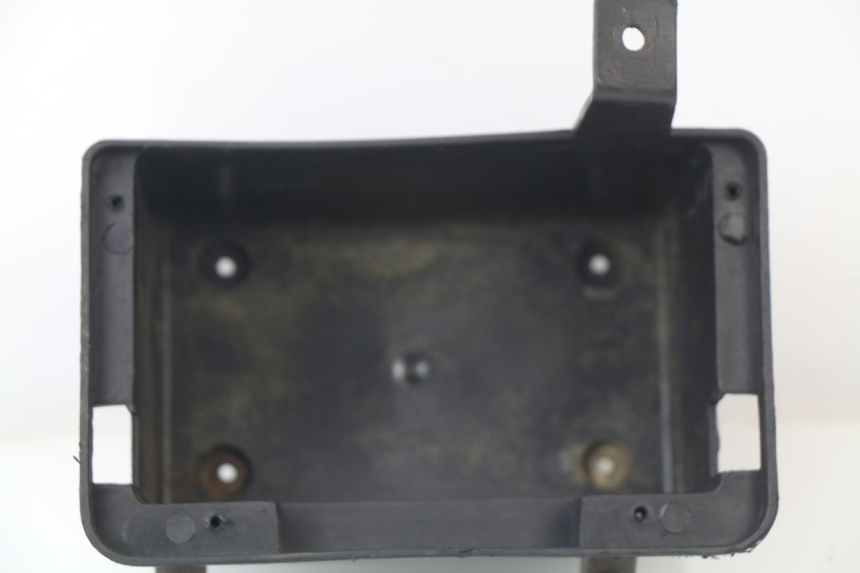 photo de BATTERY BOX JONWAY JS 120 125 (2008 - 2012)