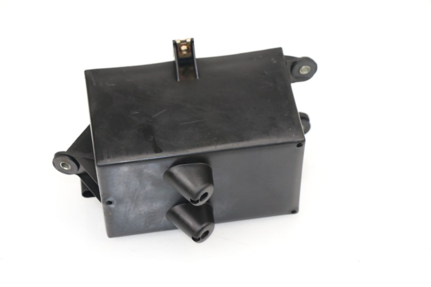 photo de BATTERY BOX KYMCO K-PW K-PIPE 50 (2012 - 2017)
