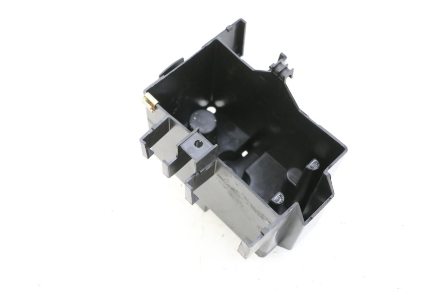 photo de BATTERY TRAY PEUGEOT LUDIX 50 (2005 - 2007) - Technical close-up