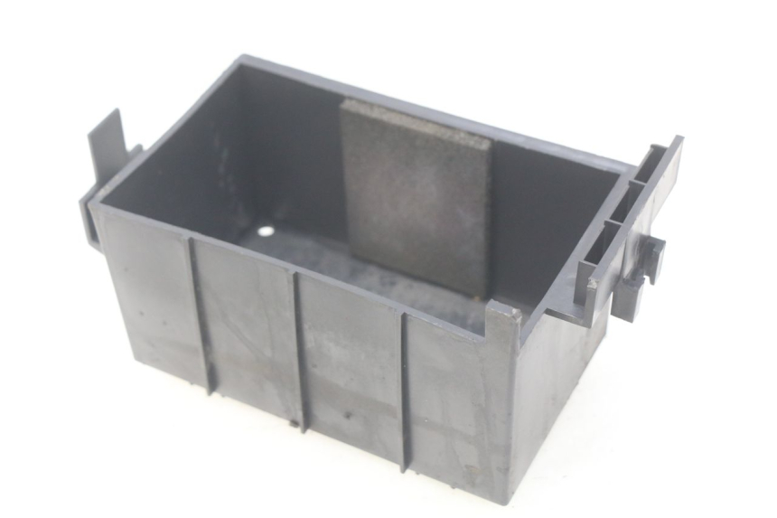photo de BATTERY TRAY KYMCO PEOPLE 250 (2004 - 2008)