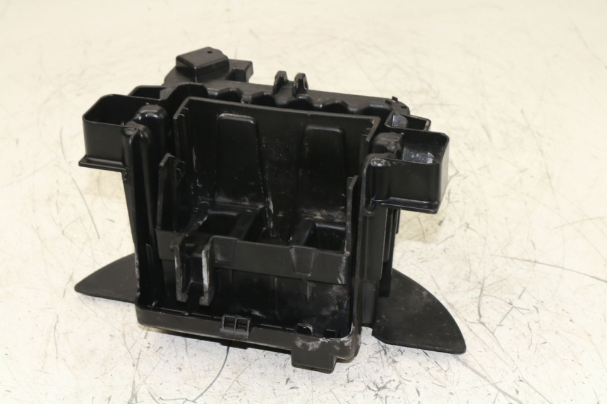 photo de BATTERY TRAY PEUGEOT CITYSTAR 50 (2013 - 2017)