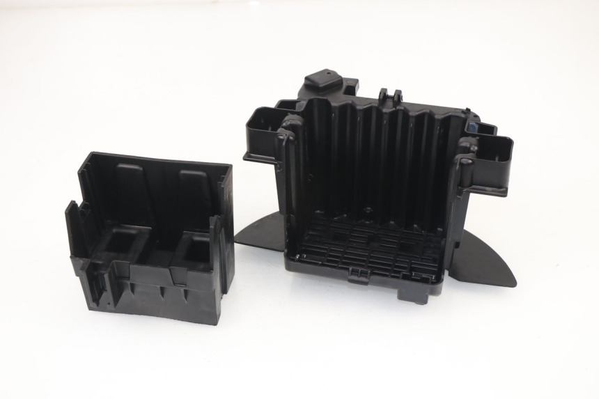 photo de BATTERY TRAY PEUGEOT CITYSTAR 50 (2013 - 2017)