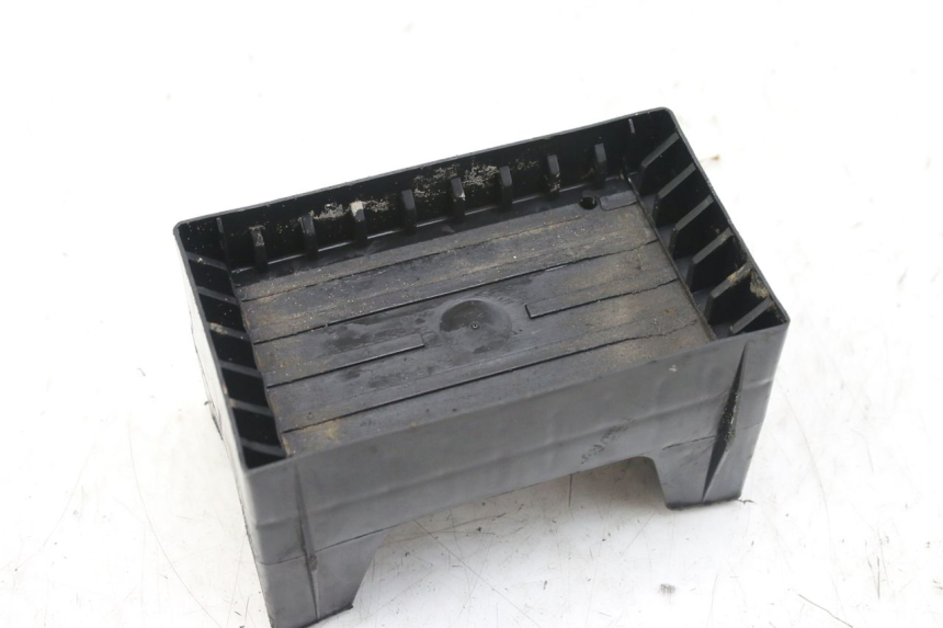 photo de BATTERY TRAY PEUGEOT ELYSTAR 50 (2002 - 2014)