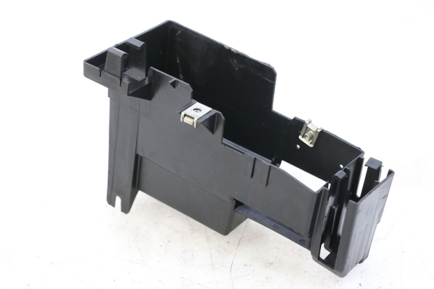 photo de BATTERY BOX PEUGEOT TREKKER TKR 50 (2005 - 2014)