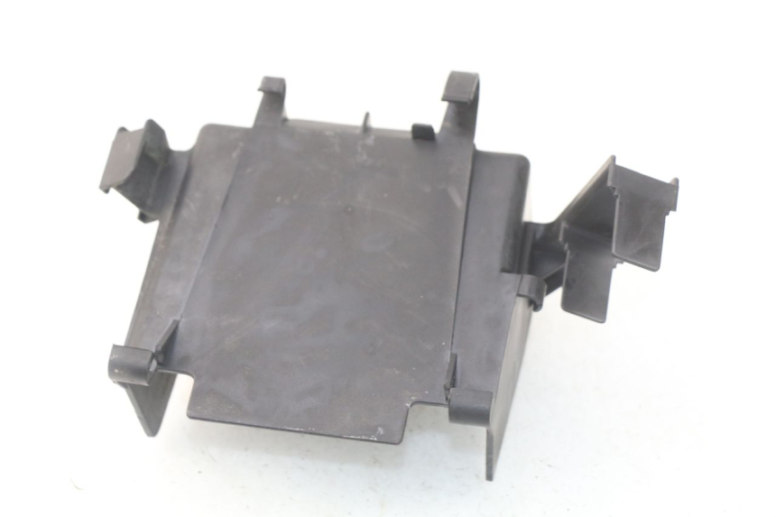 photo de BATTERY BOX HONDA SES DYLAN 125 (2002 - 2006)