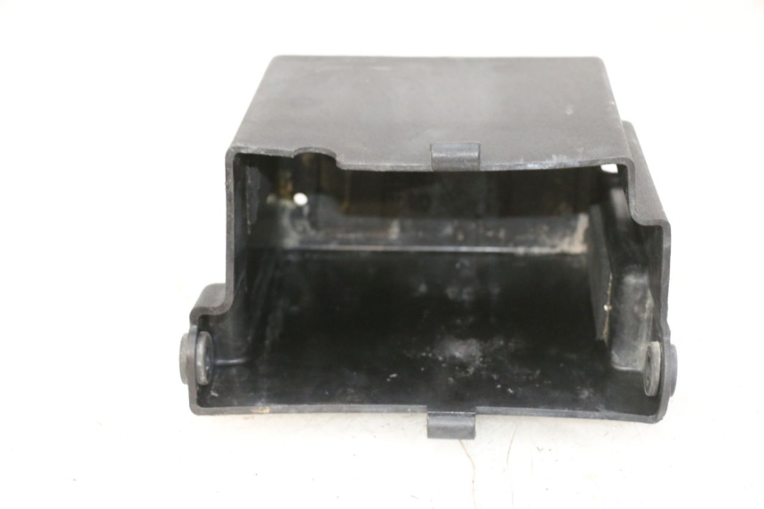 photo de BATTERY BOX TRIUMPH SPRINT 900 (1995 - 1998)