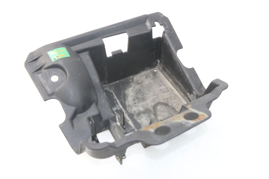 photo de BATTERY BOX TRIUMPH SPRINT ST ABS 1050 (2005 - 2007)