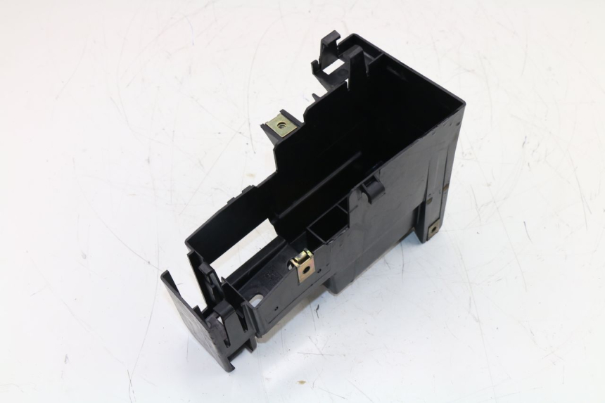 photo de BATTERY BOX PEUGEOT TREKKER TKR 50 (2005 - 2014)