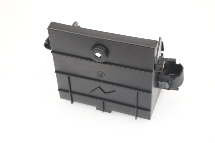 photo de BATTERY BOX KYMCO XCITING 500 (2007 - 2010)