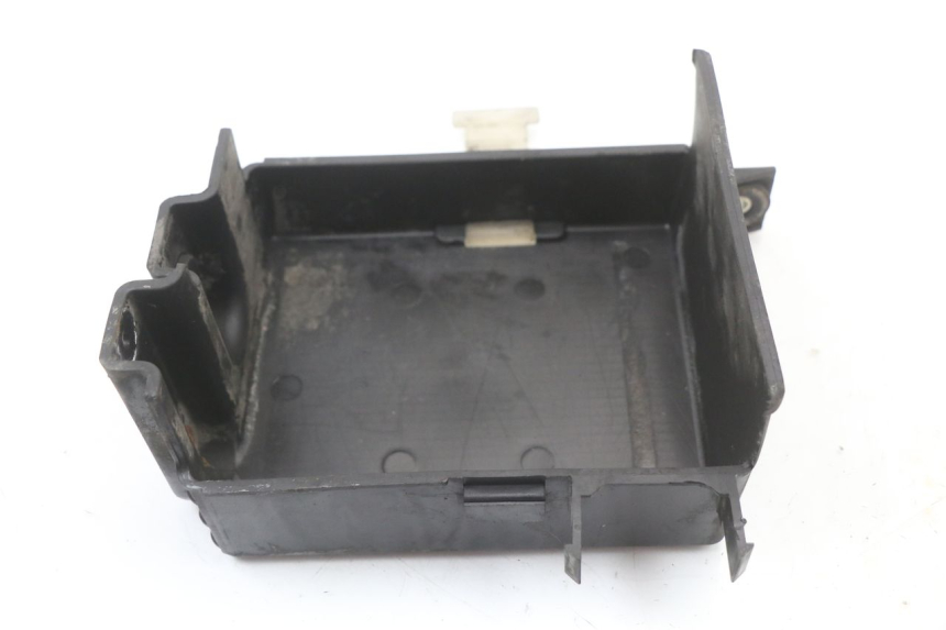 photo de BATTERY BOX YAMAHA XJ F 900 (1983 - 1994)