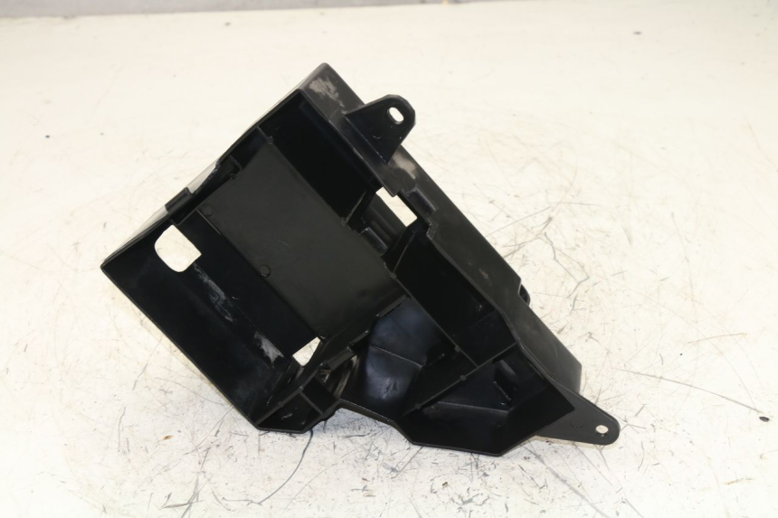 photo de BATTERY BOX YAMAHA YBR 125 (2004 - 2006)