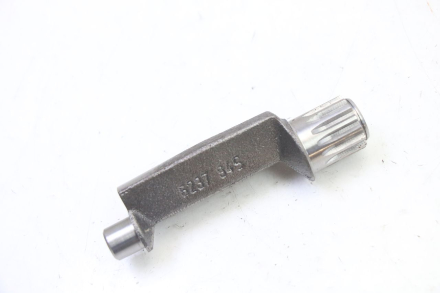 photo de ENGINE MOUNT APRILIA ETX 125 (1998 - 2002) - Component detail