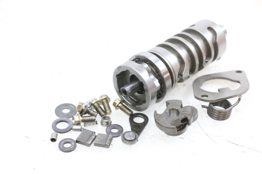 photo de DRUM SHAFT GEAR MV AGUSTA BRUTALE R WALLY 910 (2008 - 2008) - Component detail