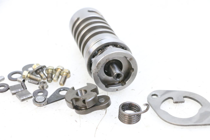 photo de DRUM SHAFT GEAR MV AGUSTA BRUTALE R WALLY 910 (2008 - 2008) - Fixing points details