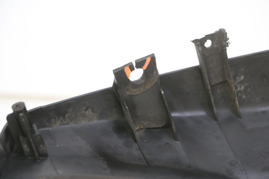 photo de LOWER PART OF THE BODY KYMCO AGILITY NAKED RENOUVO 2T 50 (2011 - 2018)