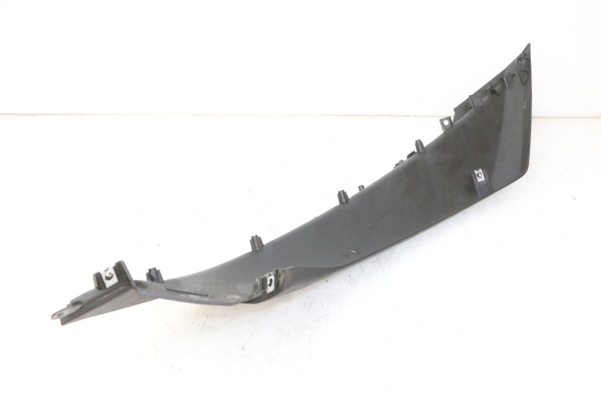 photo de REAR RIGHT BELLY PANEL QUADRO 4 4D 350 (2015 - 2018)
