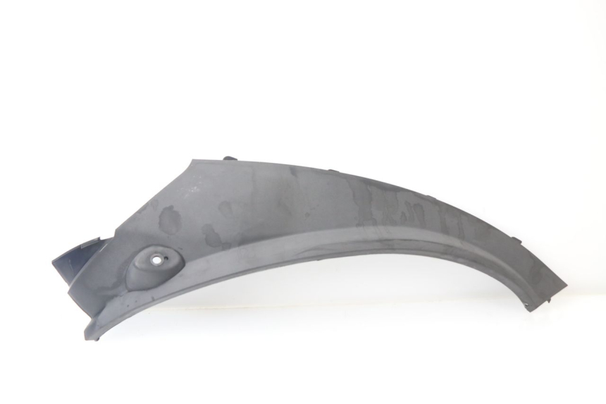 photo de REAR RIGHT BELLY PANEL PIAGGIO MP3 LT 400 (2007 - 2012)