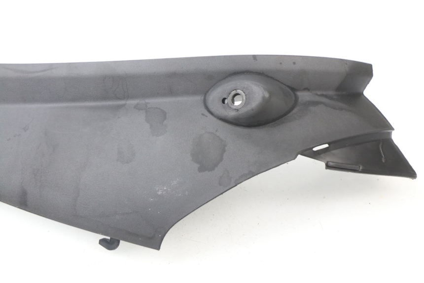 photo de REAR RIGHT BELLY PANEL PIAGGIO MP3 LT 400 (2007 - 2012)