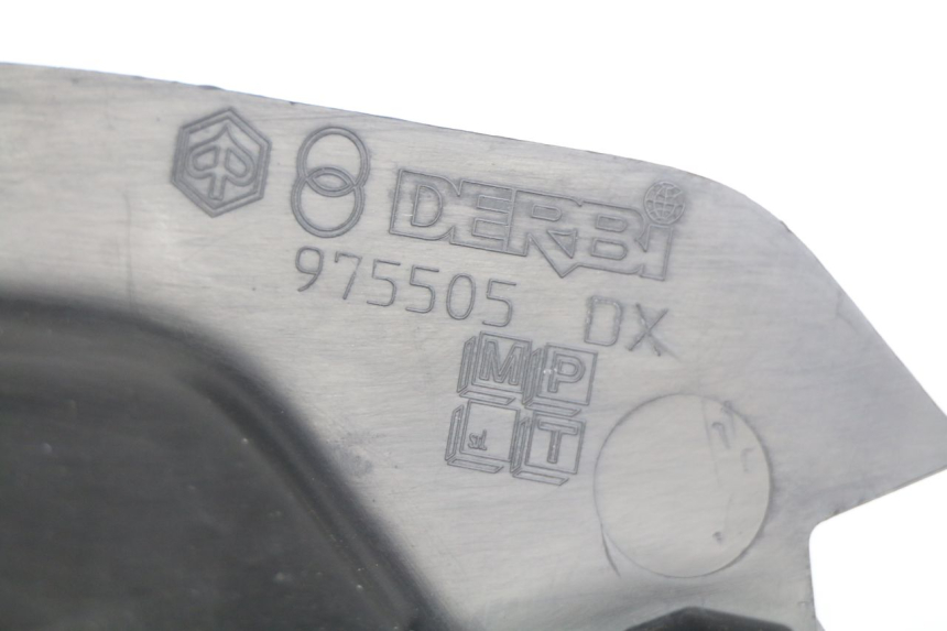 photo de RIGHT REAR LOWER FAIRING GILERA NEXUS 125 (2009 - 2013)