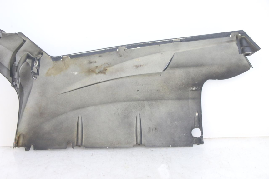 photo de RIGHT REAR LOWER FAIRING PEUGEOT SPEEDFIGHT 4 4T 50 (2015 - 2019)