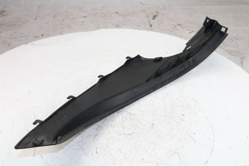 photo de REAR RIGHT BELLY PANEL PIAGGIO MP3 LT 400 (2007 - 2012)