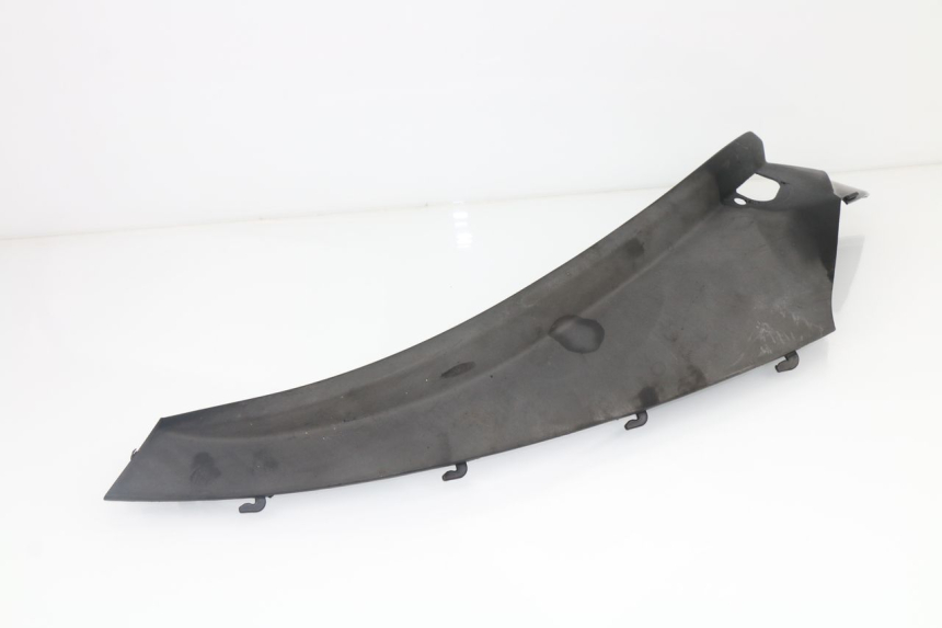 photo de REAR RIGHT BELLY PANEL PIAGGIO MP3 LT 400 (2007 - 2012)