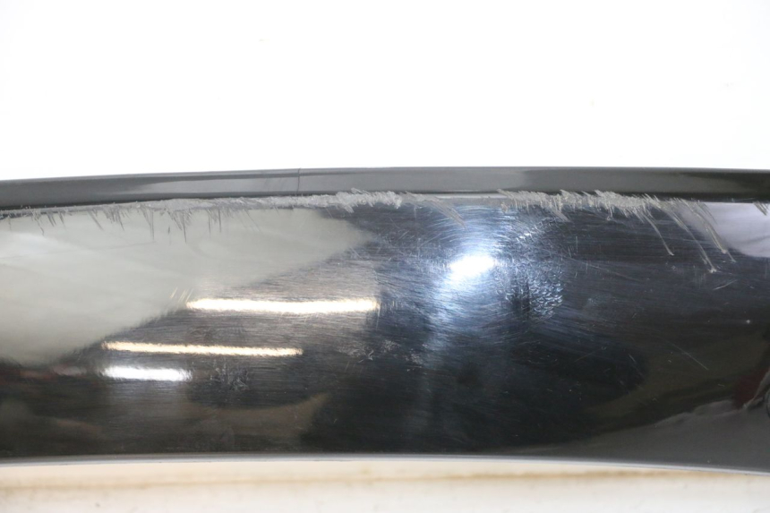 photo de REAR RIGHT BELLY PANEL PIAGGIO VESPA GRANTURISMO 200 (2004 - 2005)