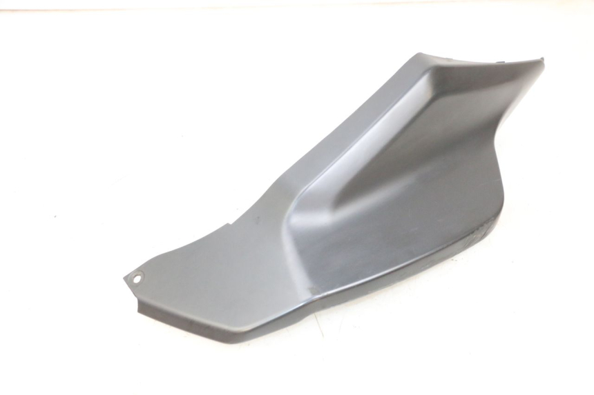 photo de REAR LEFT BELLY PANEL SUZUKI BURGMAN 650 (2013 - 2020)