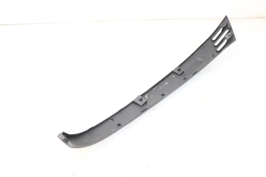 photo de REAR LEFT BELLY PANEL PIAGGIO LXV 4T 50 (2009 - 2013)