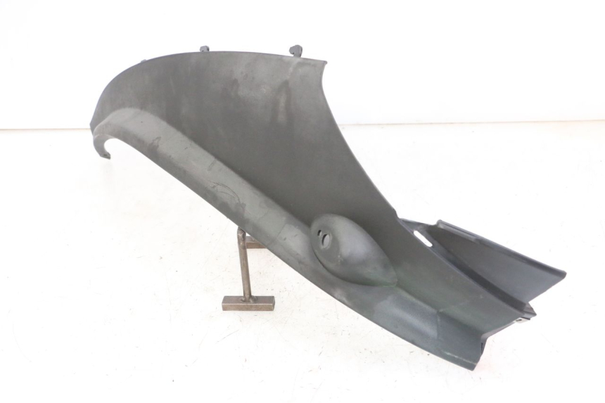 photo de REAR LEFT BELLY PANEL PIAGGIO MP3 LT 300 (2010 - 2016)
