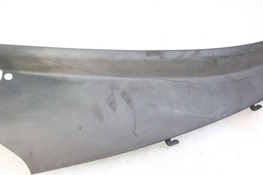 photo de REAR LEFT BELLY PANEL PIAGGIO MP3 RL 250 (2007 - 2010)