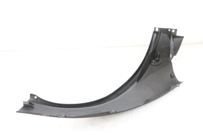 photo de REAR LEFT BELLY PANEL PIAGGIO MP3 RL 250 (2007 - 2010) - Checked used part